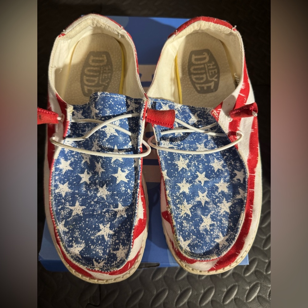 Hey Dude Stars and Stripes Casual Shoes sz 8